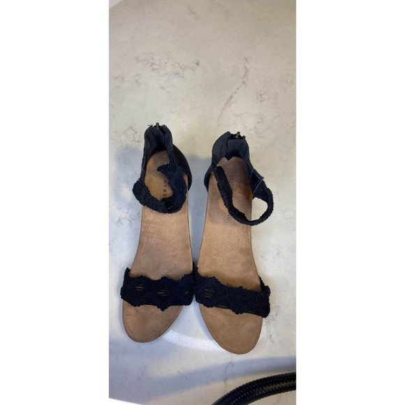 Lucky Brand Wedge Heel Open Toed Zipper Back Sandals - Size 9 - Picture 4 of 5